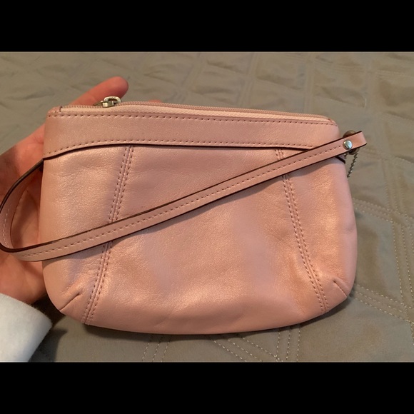 Coach Clutch-Shimmer Blush! - Picture 6 of 6